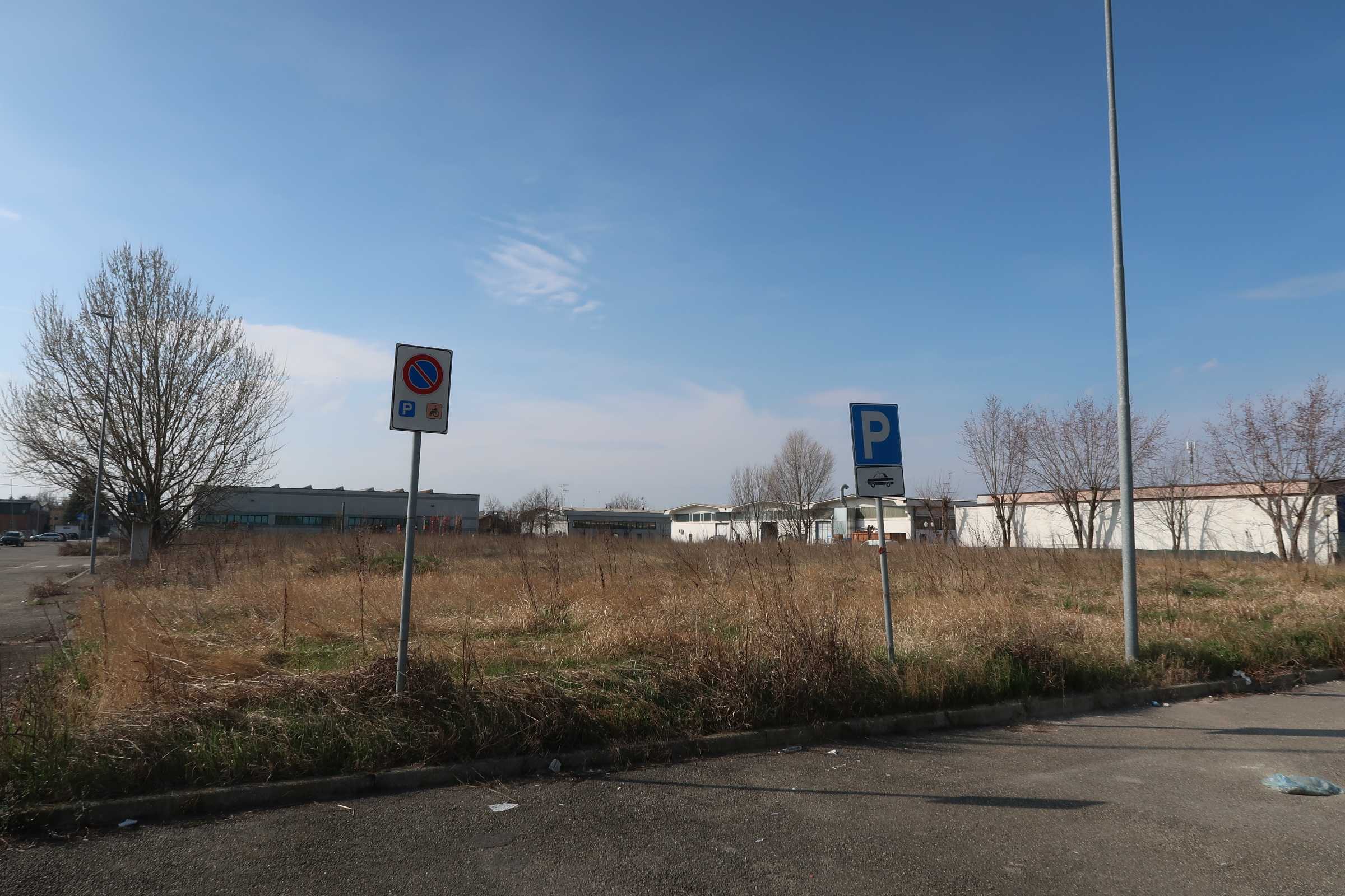 プレハブ住宅跡地